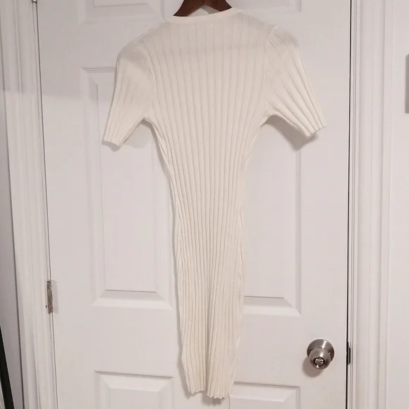 Missguided Ribbed Button Down Bodycon Dress - Picture 7 of 10